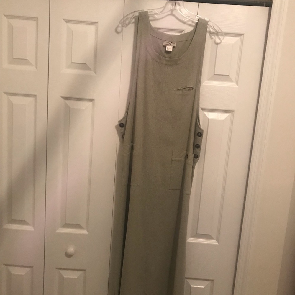 Paul Reid by Virginia Moreno. Great 100% SILK relax casual dress. Just for you!